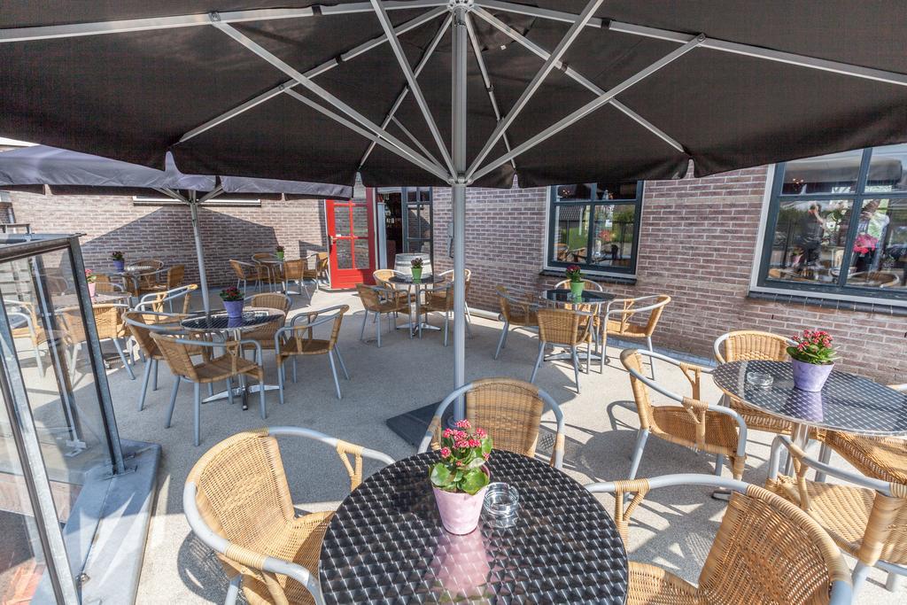 Hotel Restaurant De Buizerd Langedijk Eksteriør bilde